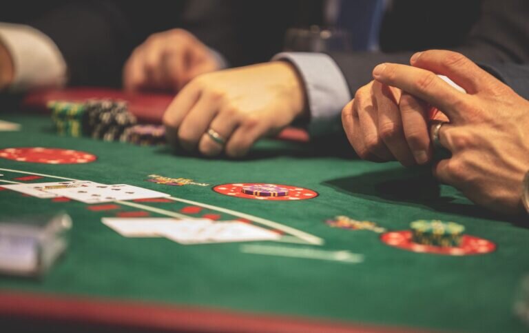 Blackjack En Comodín Colombia: 5 Estrategias Y Reglas Clave